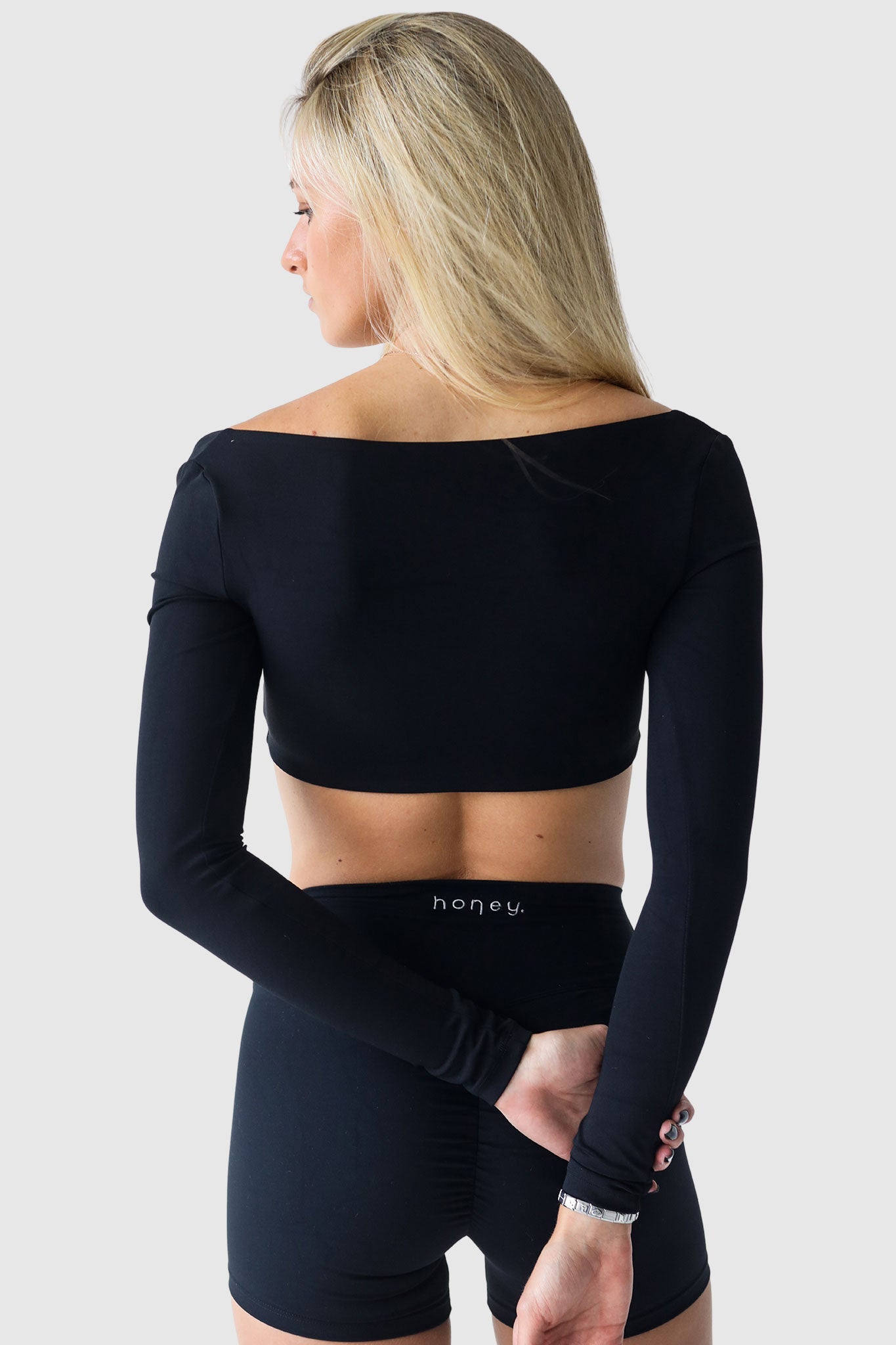Luxe Long-Sleeve Crop Top | Lunar Black