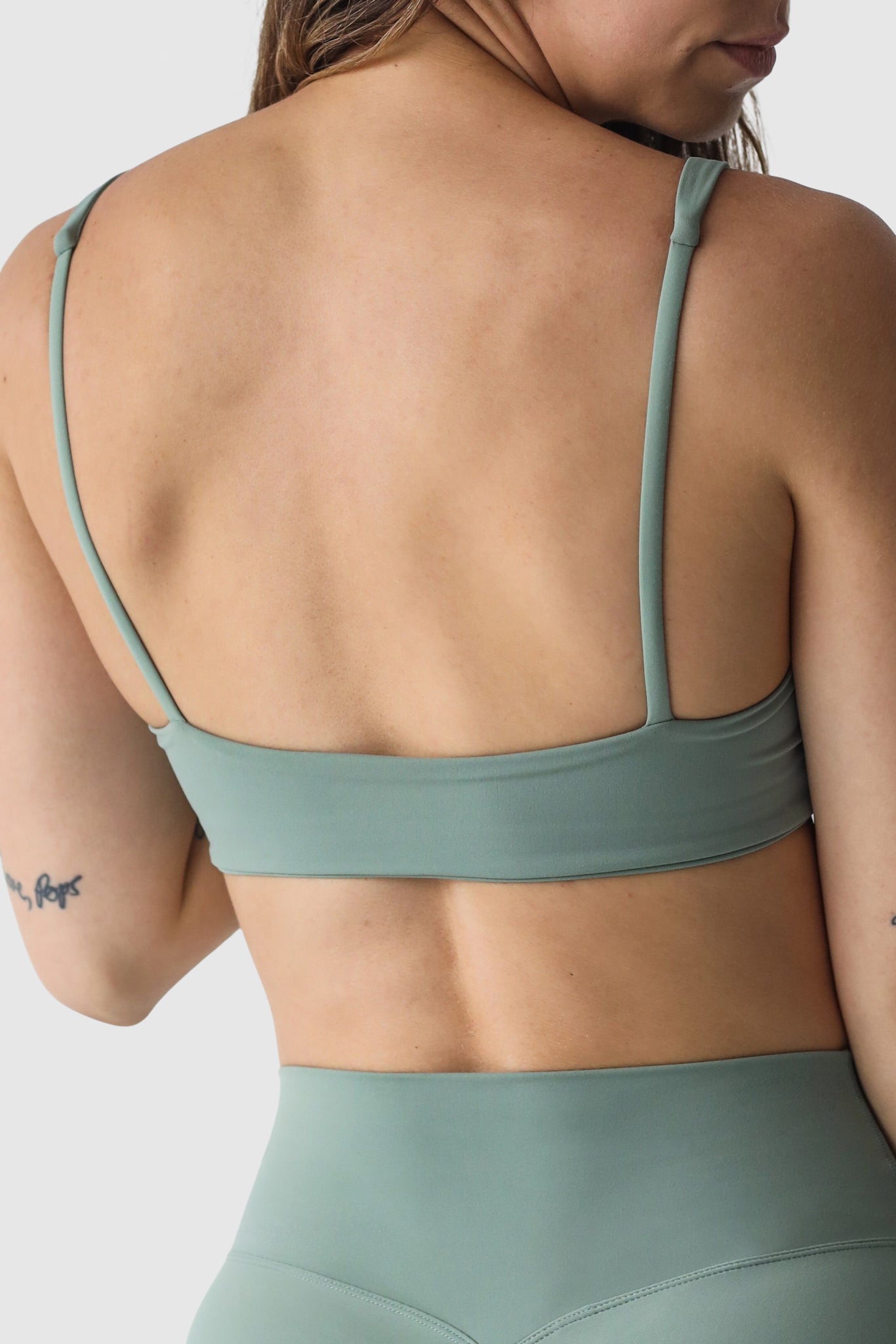 Luxe Sports Bra | Pistachio Green