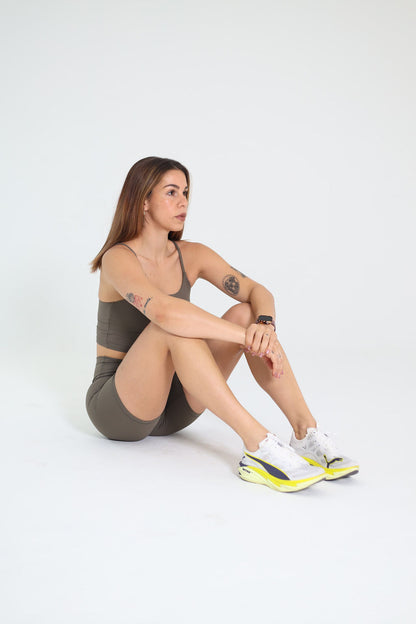 Studio Crop | Olive