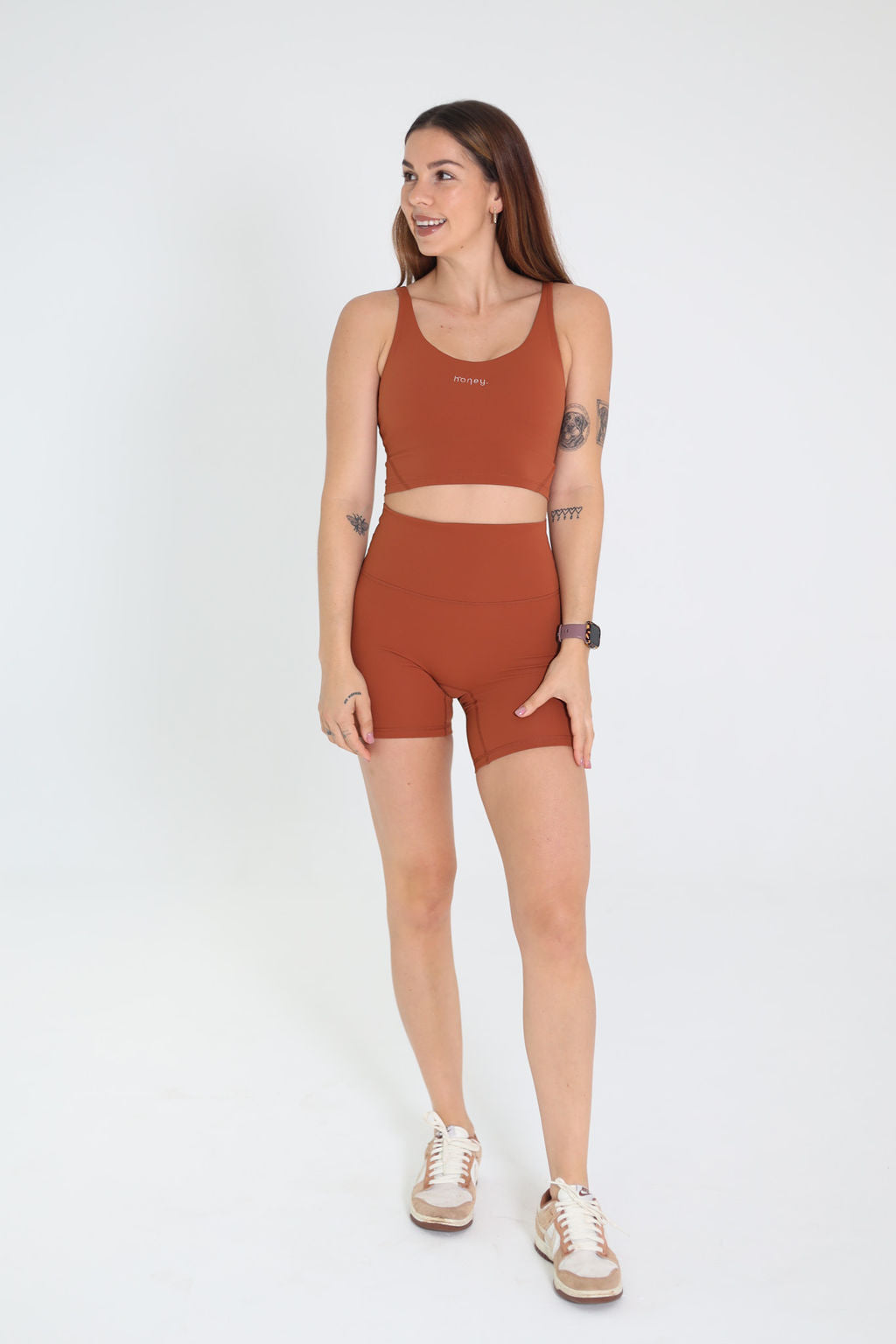 Studio Crop | Terracotta
