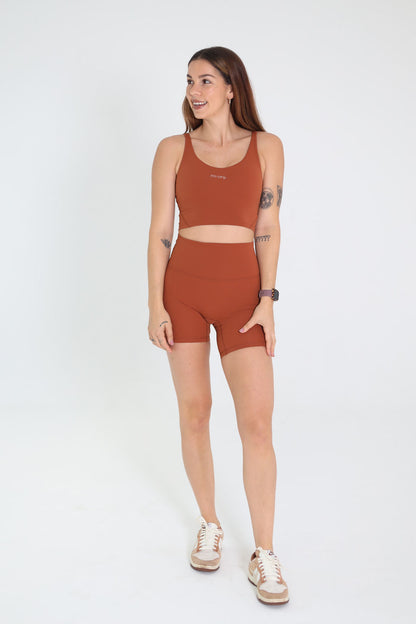 Studio Crop | Terracotta